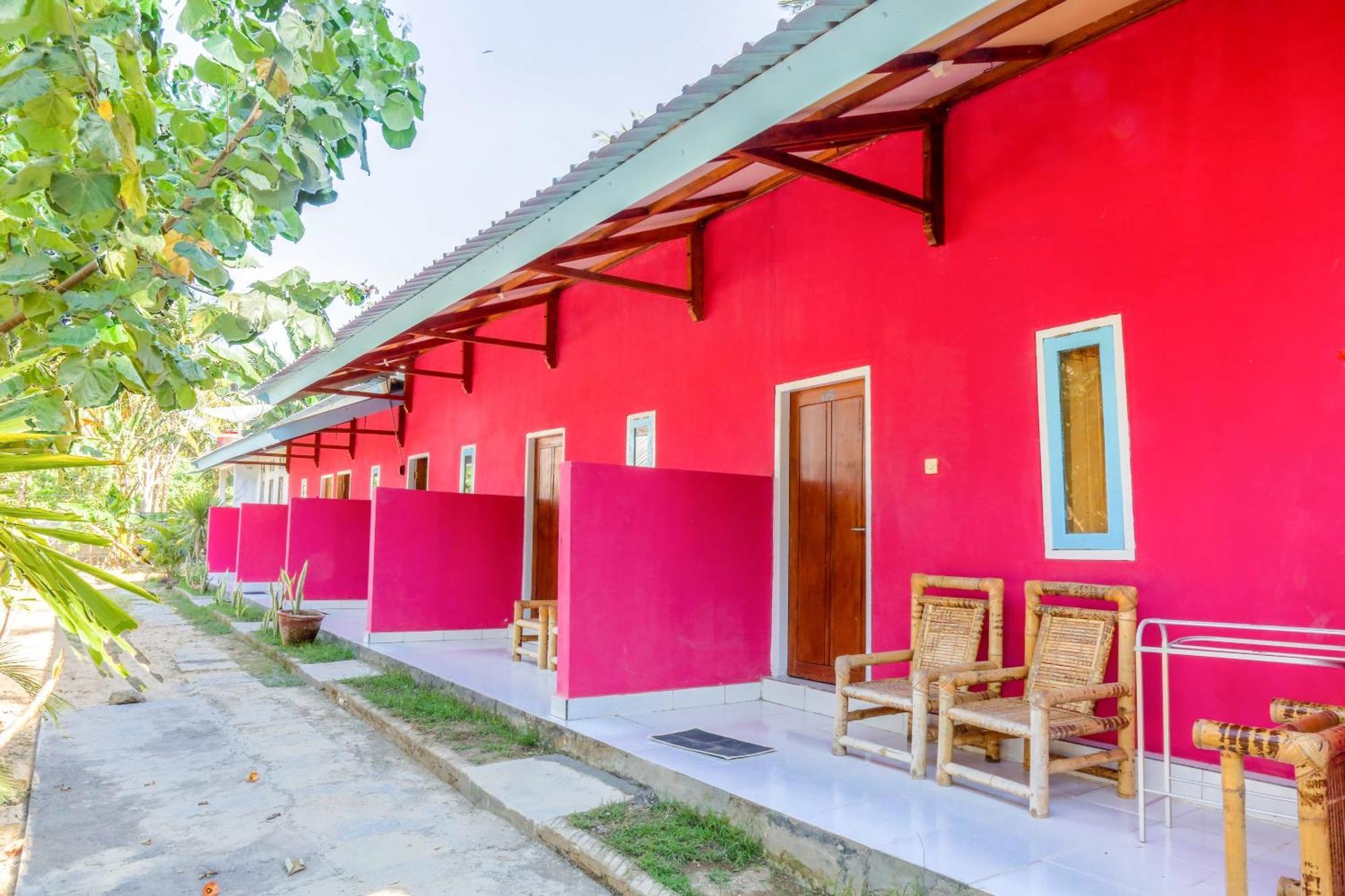 Oyo 1662 Zury Homestay Kuta  Dış mekan fotoğraf
