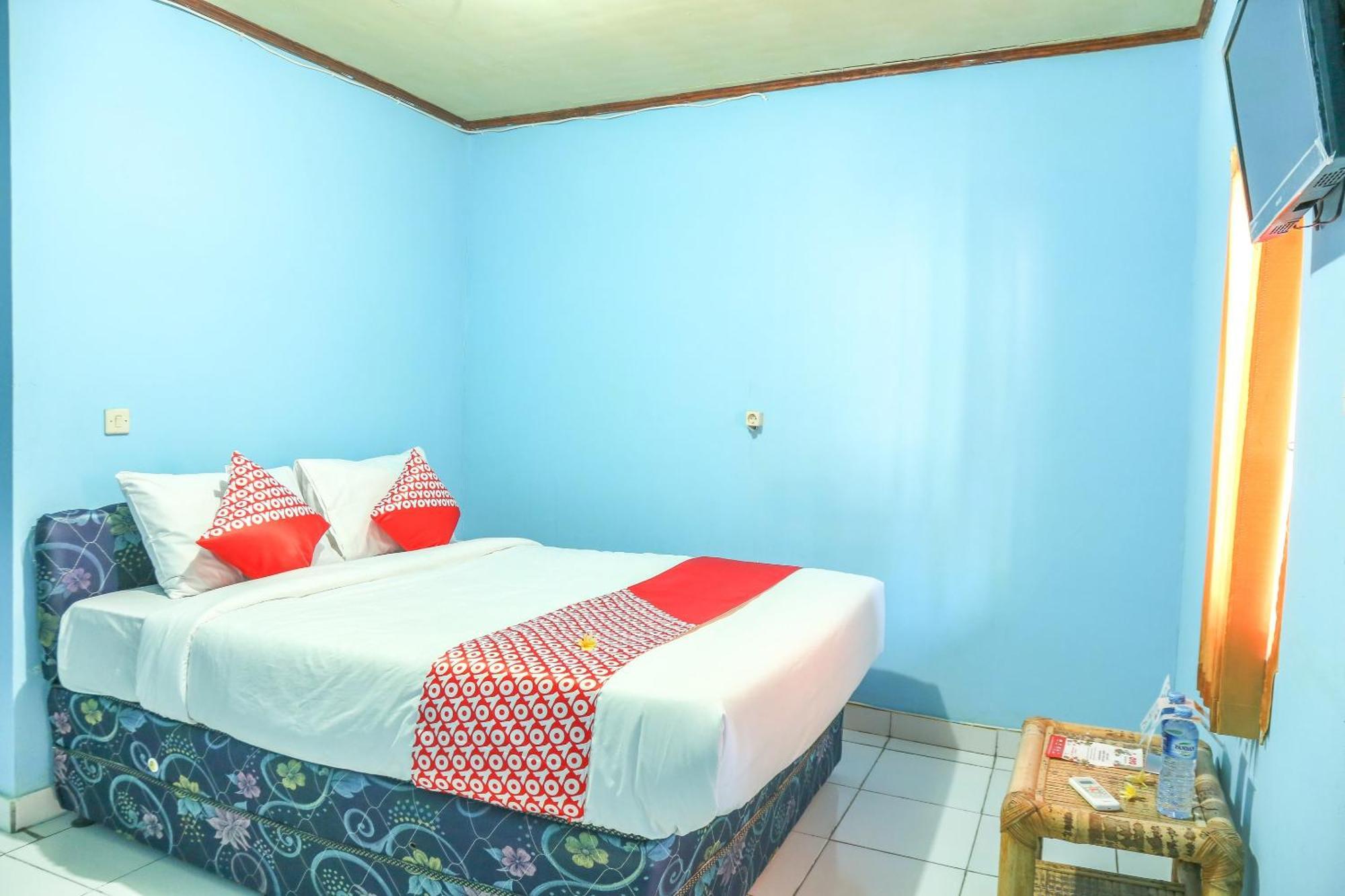 Oyo 1662 Zury Homestay Kuta  Dış mekan fotoğraf