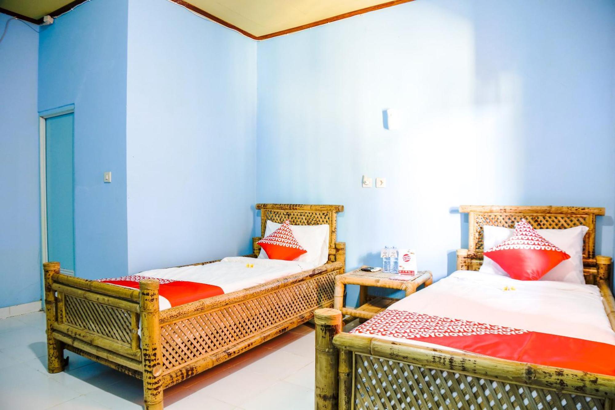 Oyo 1662 Zury Homestay Kuta  Dış mekan fotoğraf
