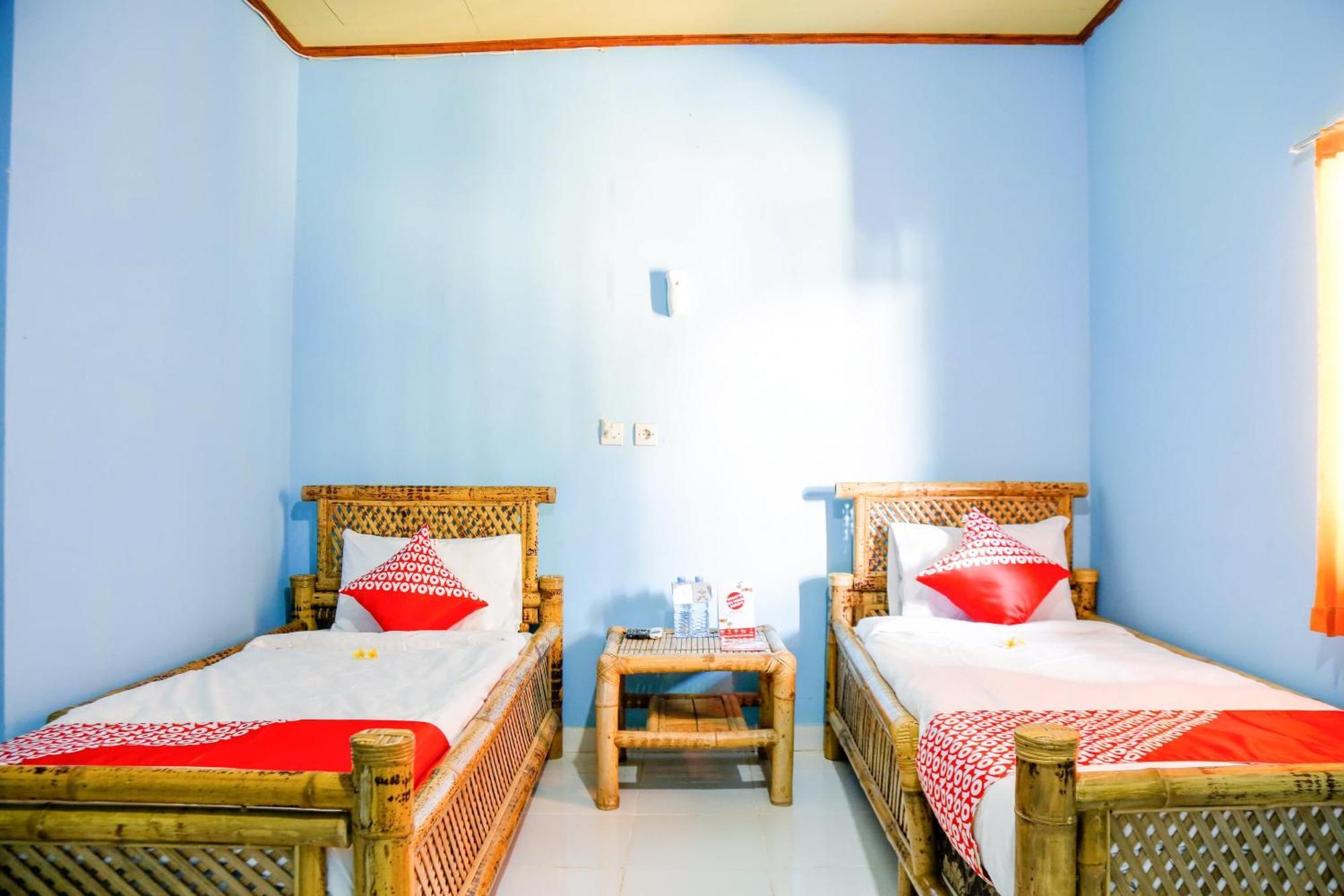 Oyo 1662 Zury Homestay Kuta  Dış mekan fotoğraf